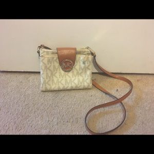 Michael Kors Crossbody